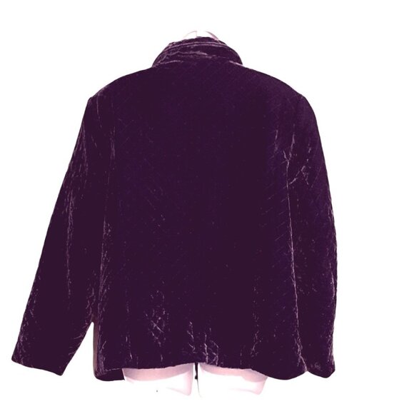 Vintage Womens Quilted Velour Jacket 18W Purple Button Front Lined - Picture 2 of 5